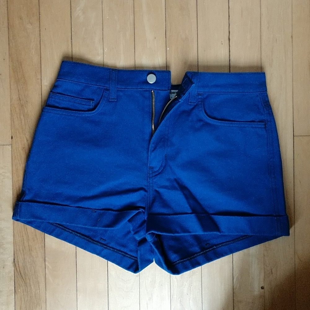 American Apparel cuffed high waist shorts sz 28
